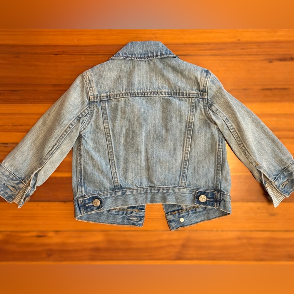 GAP Denim Jacket - Picture 2 of 2